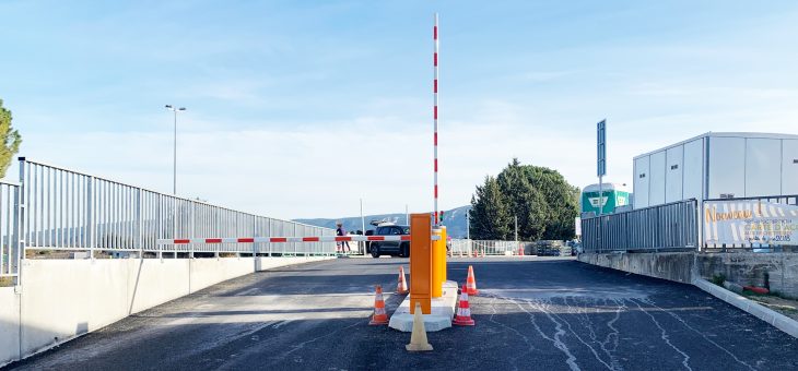 Mise en place du contrôle d’accès à Coustellet